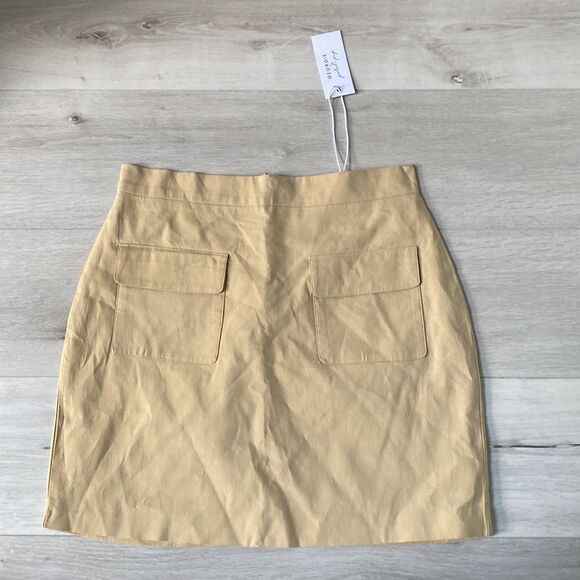 PETAL + PUP MANHATTAN MINI SKIRT - BEIGE M NWT - Picture 8 of 10